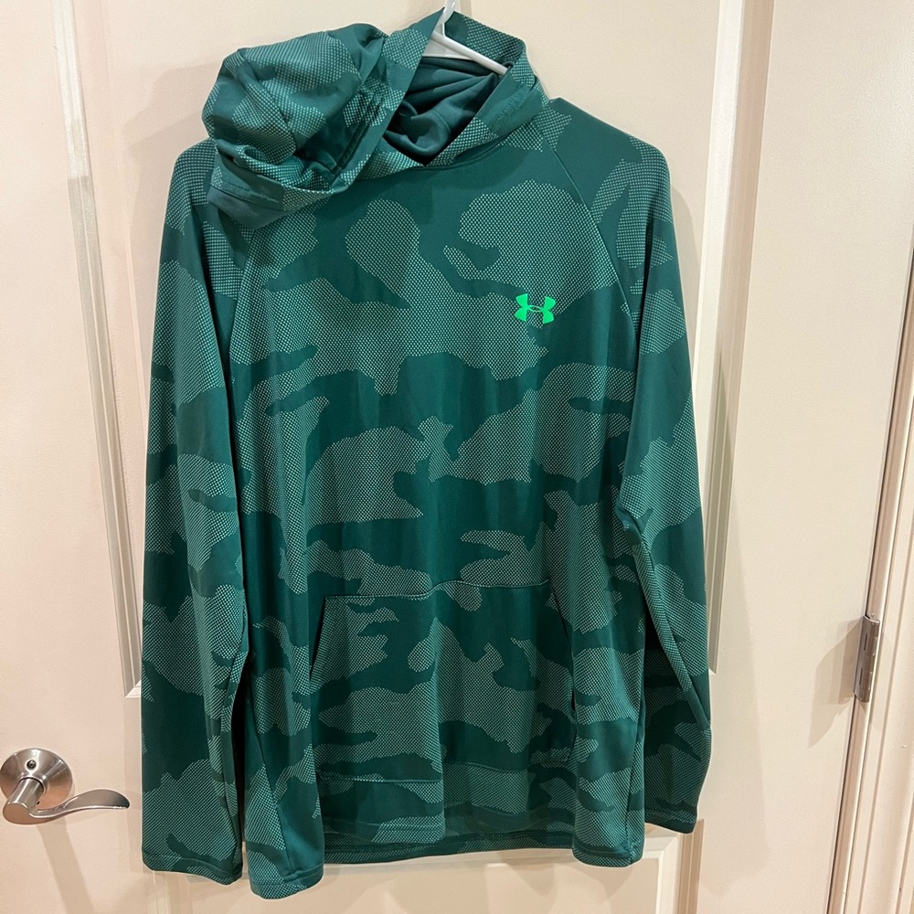 Under Armour long sleeve hoodie